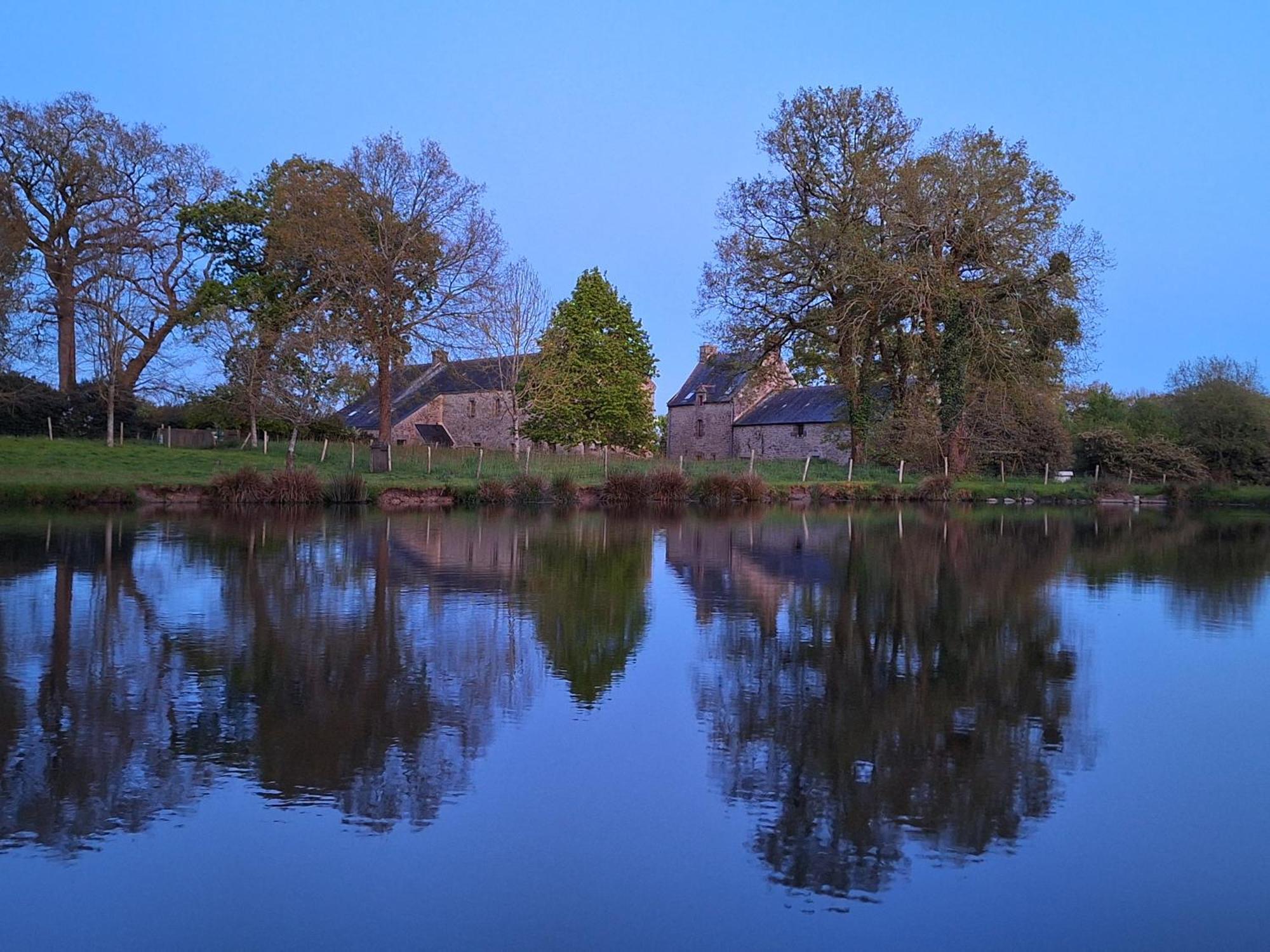 Domaine De Bobehec - Gite De Groupe, Chambres & Salle - 23 Personnes - Morbihan Proche Vannes Et Plages La Vraie-Croix Экстерьер фото